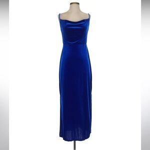 NWOT Taylor Velvet Blue Dress
